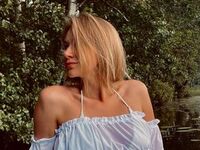 webcam babe chat room InaStark