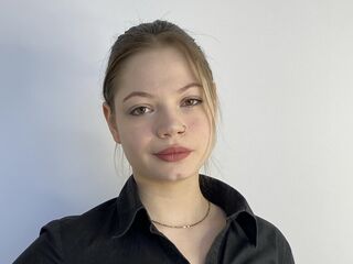 chat room picture JanuaryBuswell