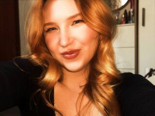 live porn web cam JenetteFolson