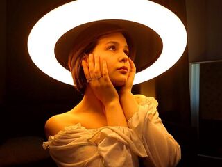 naughty camgirl picture JoslynDelmolino