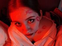 nude webcam girl picture JuneGutierrez