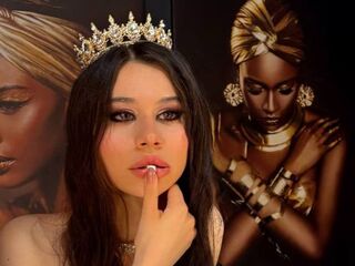 masturbating webcamgirl KarenEstrada