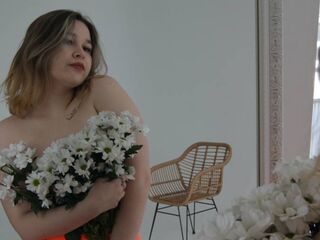 naked webcamgirl picture KarenRayy