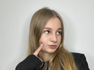 girl showing pussy KatherinCervel