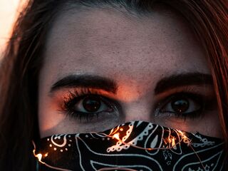 fingering camslut KatieAdamss