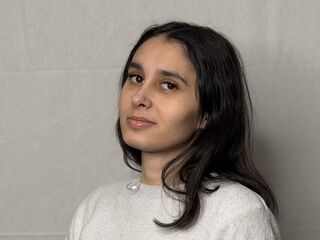 shaved pussy webcam KayGraybill