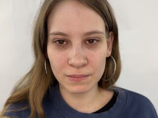 free live chatroom KendallWhitham