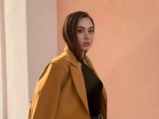 livecam video KiaraFlowers