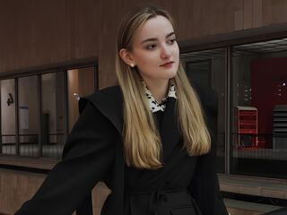 naked camgirl masturbating LamonicaBottiggi