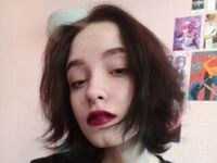 masturbating webcam girl LauraViolet