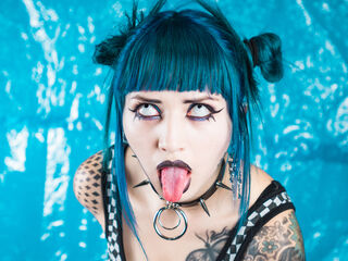 hot strip tease webcam LaurentMeadows