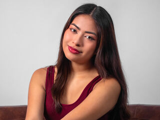strip tease show LeiaHoney