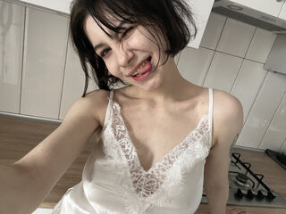 naked webcam girl photo LesterCaltabiano