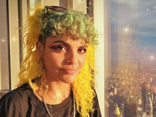 camgirl showing pussy LilaBratz