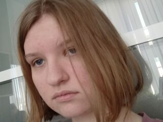 adult cam show LilianSlow