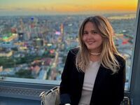 adult liveshow LilyBel