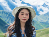 nude camgirl picture LinYiYi