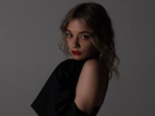 live sexshow LolaKiki