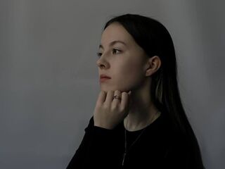 free webcam chatroom LorinaRasmuson