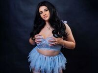 cam girl masturbating with vibrator MaddieTanner