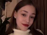 naked cam girl MaeBroadway