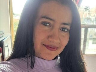 fingering girl MariaStrike