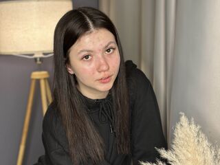 beautiful camgirl MariamFennimore