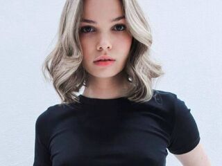 camwhore photo MarielMessina