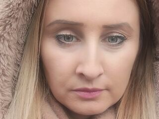 webcam striptease show MaryEma