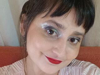 hot cam girl masturbating with vibrator MeLune