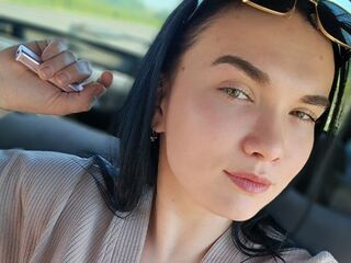 masturbating camgirl MelindaHeid