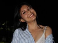 naughty cam girl masturbating with dildo MiaSauvage