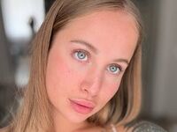 chatroom webcam MickyBlush