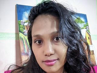 masturbating cam girl MiharyJessika