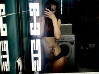 naked camgirl masturbating with dildo MilenaPinkrose
