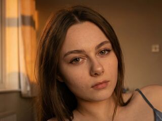 shaved pussy webcam MireyaElowen