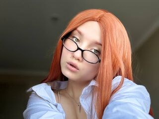 camgirl fingering wet pussy MistyFevere