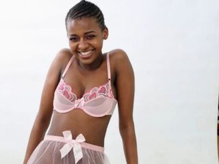 girl cam live NaomiBrookes