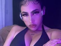 webcam girl chat room NikkyPrint