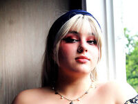 topless girl NinaBloomie