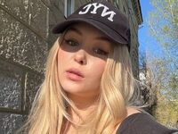 fingering camgirl OdelindaHalloway