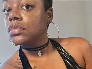 naughty camwhore OnyxDahlia
