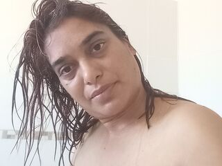 nude webcamgirl photo RashmiReddy