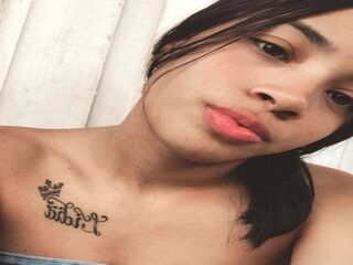 topless ReysDaniely