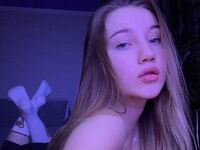 camgirl playing with dildo RowenaGoodwyn