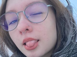 erotic cam video RoxannRabenstein