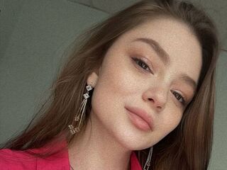 camgirl fingering wet pussy RubyCitrino