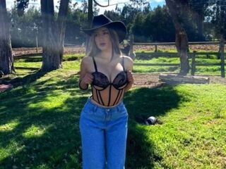 naked girl with webcam masturbating with dildo RubyRossey