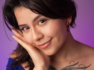 masturbating girl SaraDove