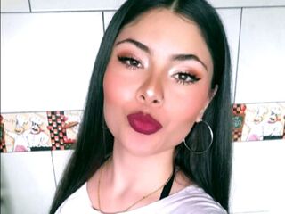 camslut fingering pussy ScarlettReven